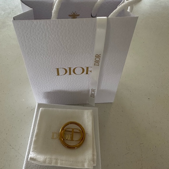 Dior brooch authentic - Picture 4 of 5